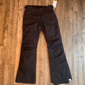 SOLD NWT women's Roxy slim fit 2-4